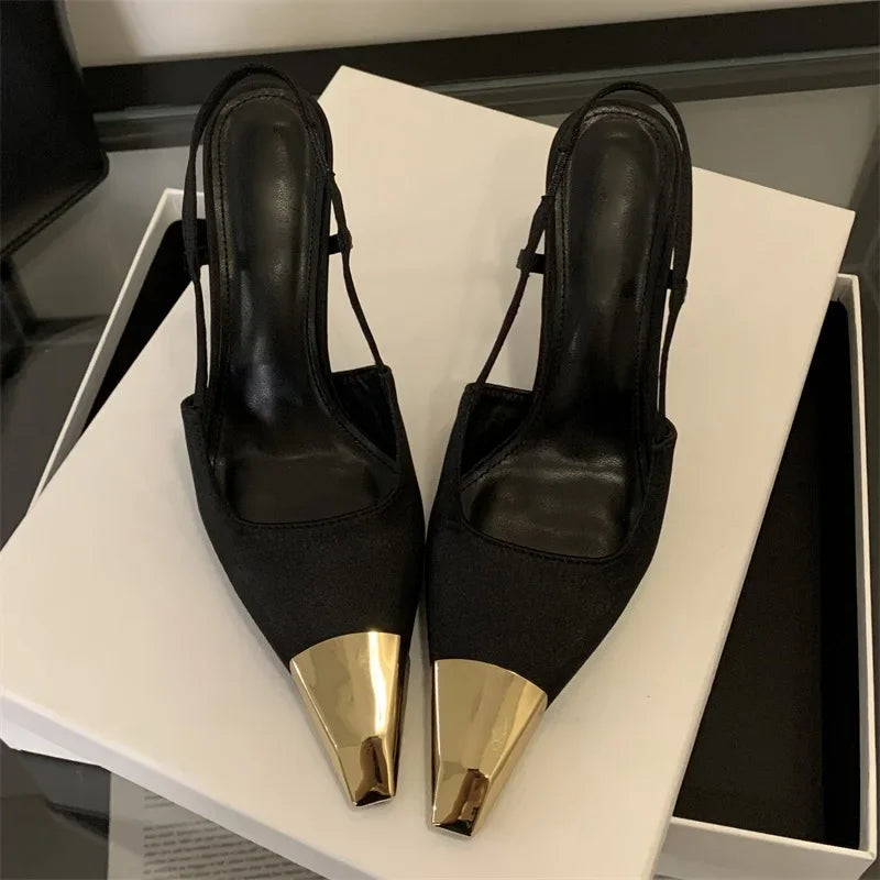 SiRena Street Style Pumps
